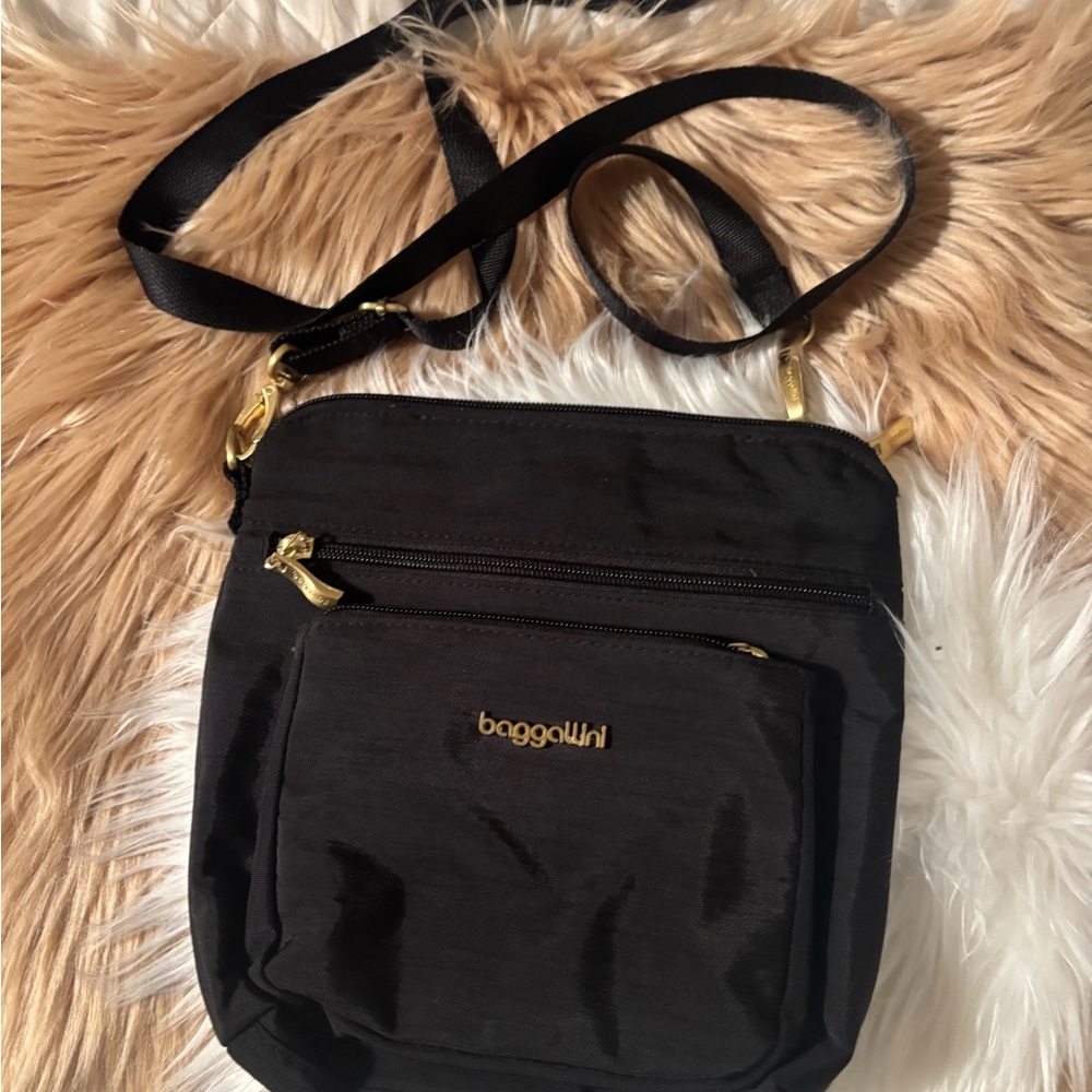 Baggallini Black Crossbody Bag with Gold Accents - Picture 2 of 9
